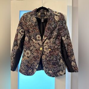 Patch pocket tux stripe blazer size 6